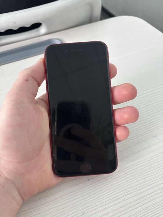 Срочно продам аифон Se