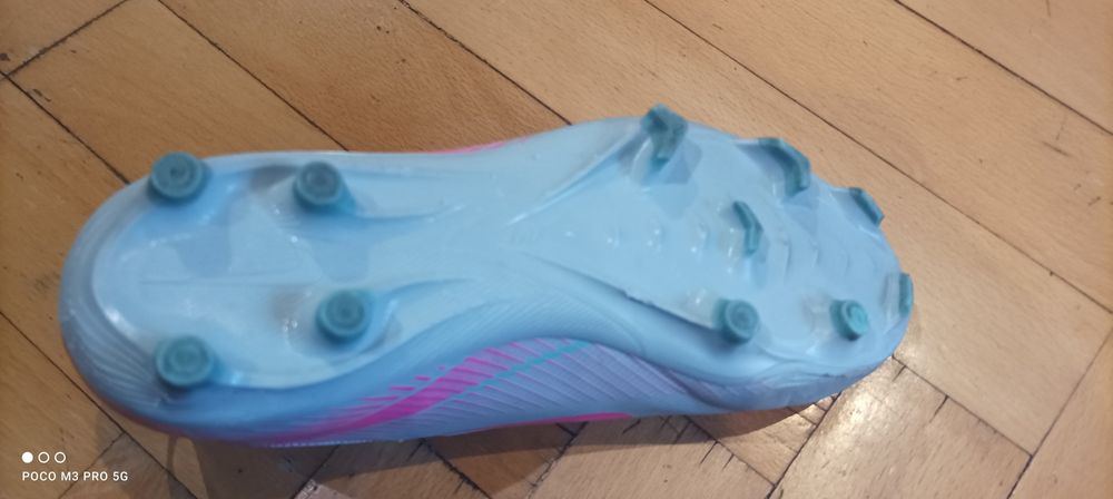 Страхотни бутонки на Nike