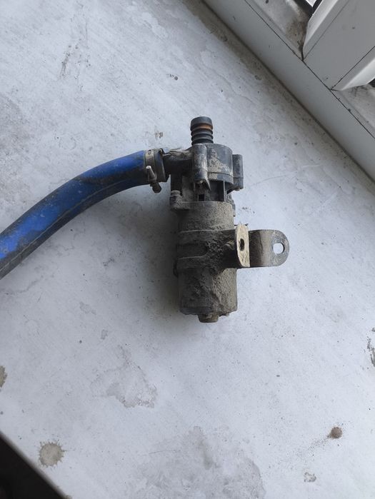 Газель насос водяной.