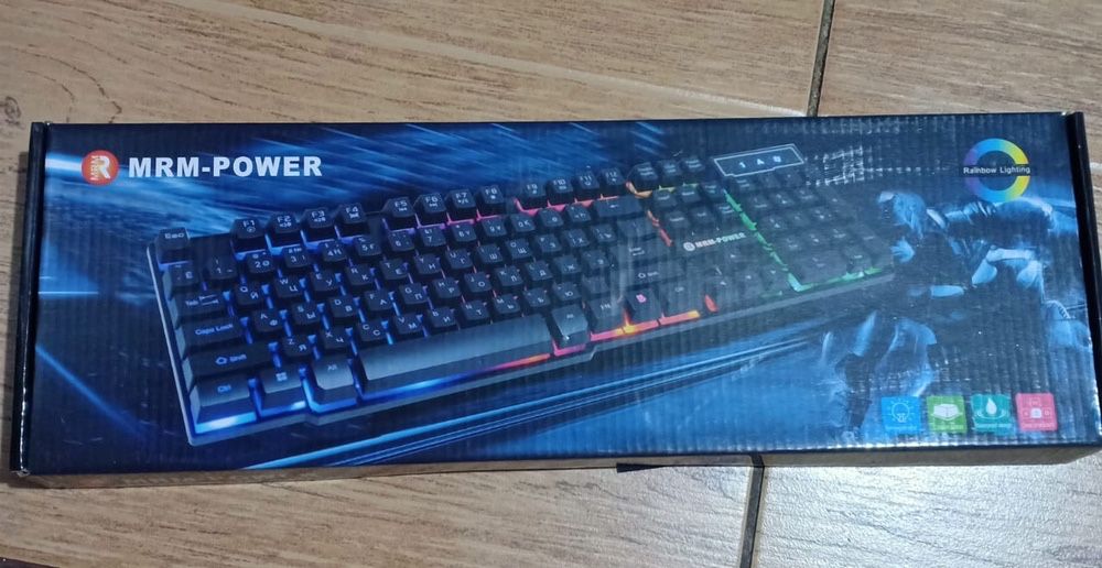 Клавиатуры, мышки, коврики.