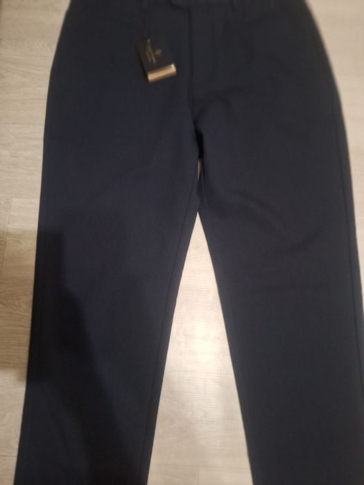 Продам  брюки  брали за 16000