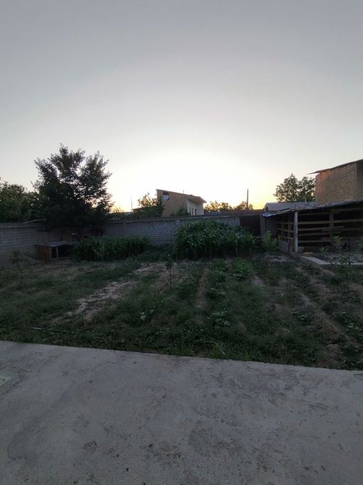 Uy sotiladi  srochna