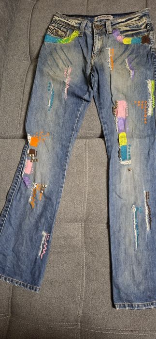 Blugi pictati manual