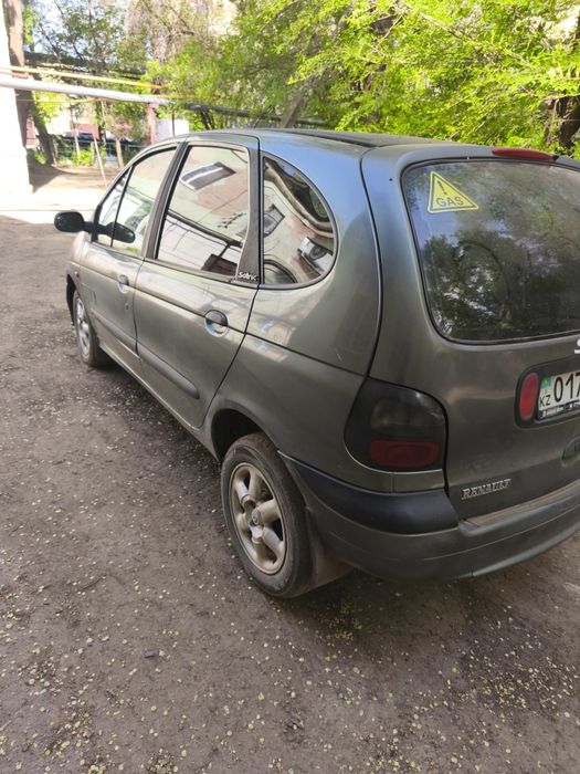 Продам Рено Сценик