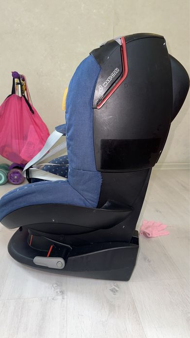 Продам автокресло  Maxi Cosi Tobi