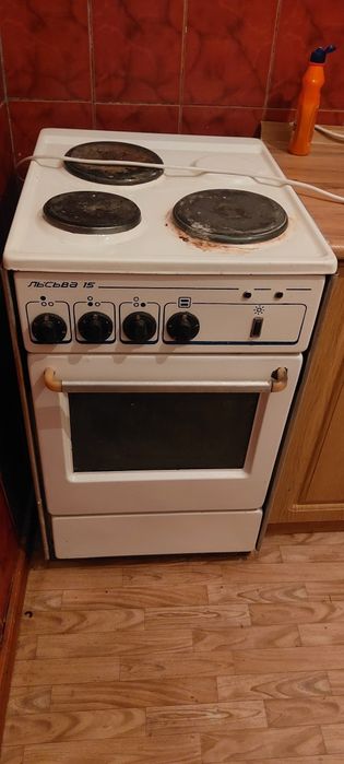 Элетроплита,б/у в рабочем состоянии