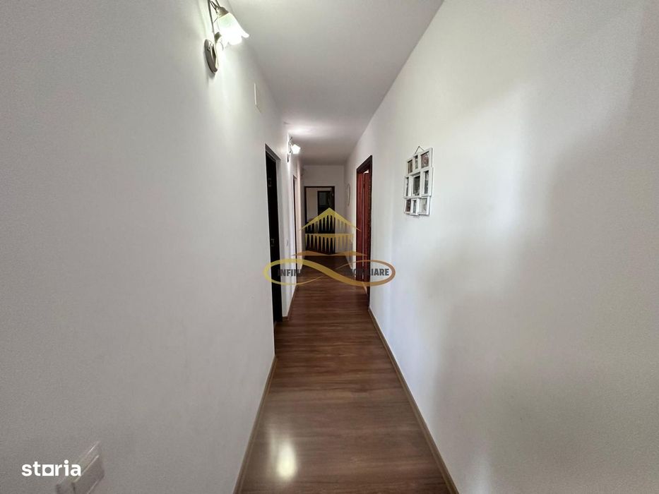 De vanzare casa 4 camere Siretu Saucesti