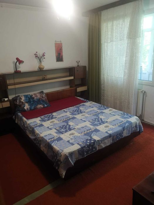 Inchiriez apartament 3 camere,sector 4,Bucuresti.