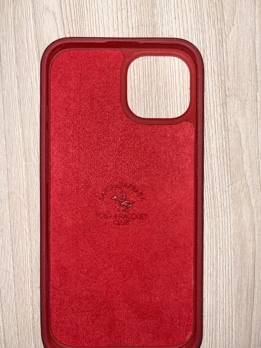 Кожаный чехол на iPhone 13