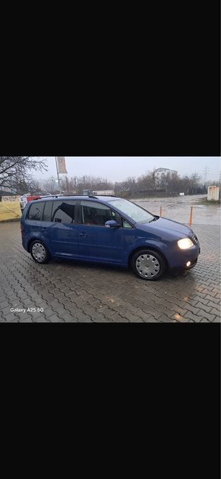 touran vw ideal pentru familie
