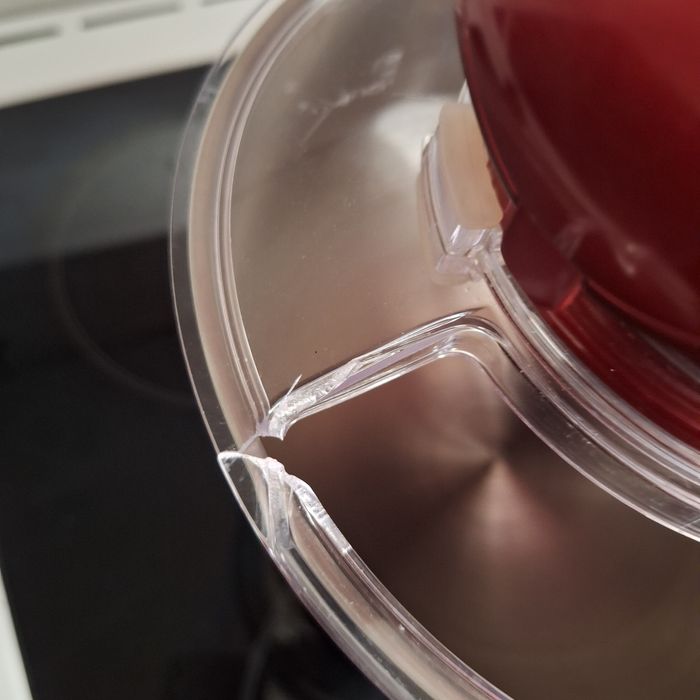 Кухненски робот тестомесачка Делимано Про  1400W