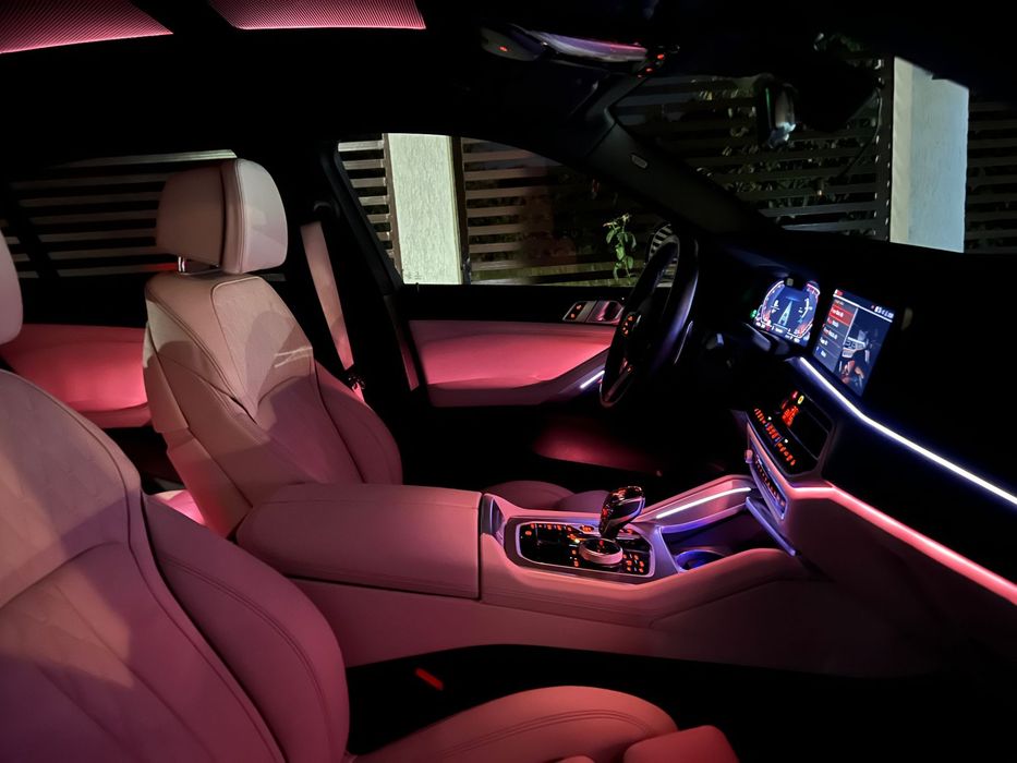 BMW X6 Msport Bmw Individual/ Sky L/ Iconic Glow/ Laser/ Sof Cl/ HUD&360/ TVA