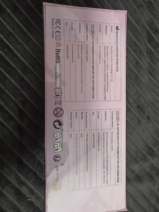 Perie pentru îndreptat parul fără fir, noua, sigilata