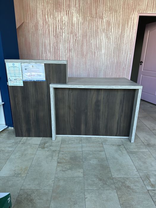 Receptie salon magazin