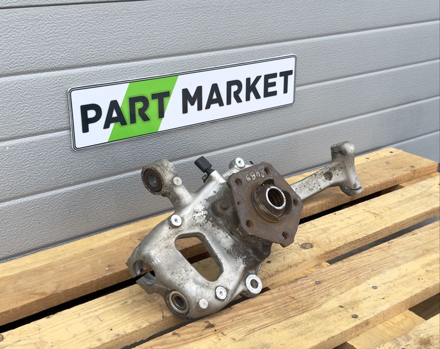 Шенкел AUDI A4 B9 8W0407241F 8W0407559