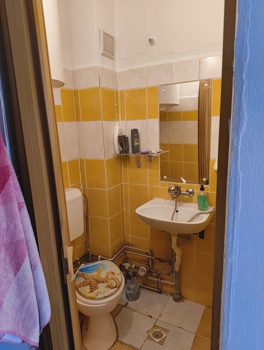 Vand garsoniera ..direct proprietar