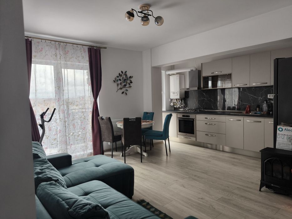 Studio de închiriat