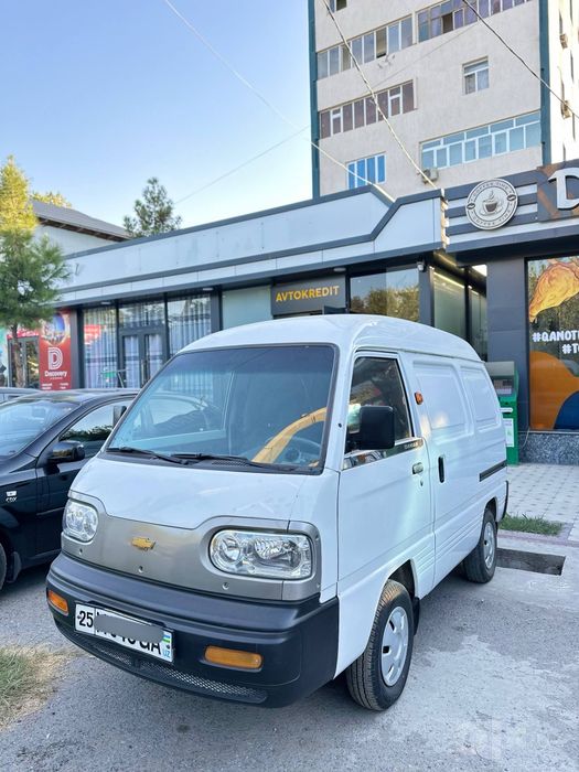 Damas van sotiladi 2021 yil 17000 min yurgan