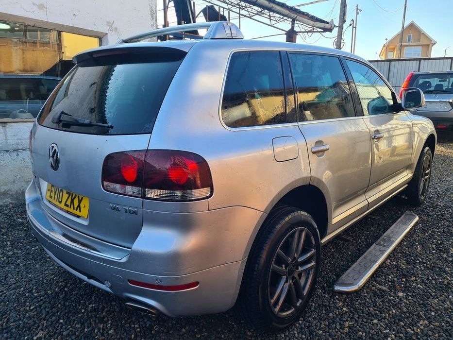 Dezmembrari dezmembrez  Volkswagen Touareg facelift 3.0D 2007-2010