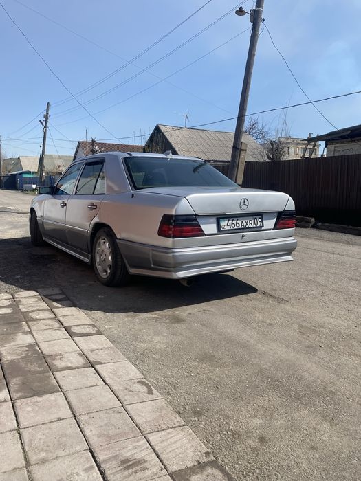 мерседес и этим всё сказано
