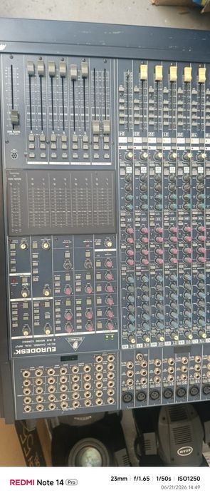 Behringer Eurodesk 48/24 – Mixer Audio Profesional – Funcționează Perfect