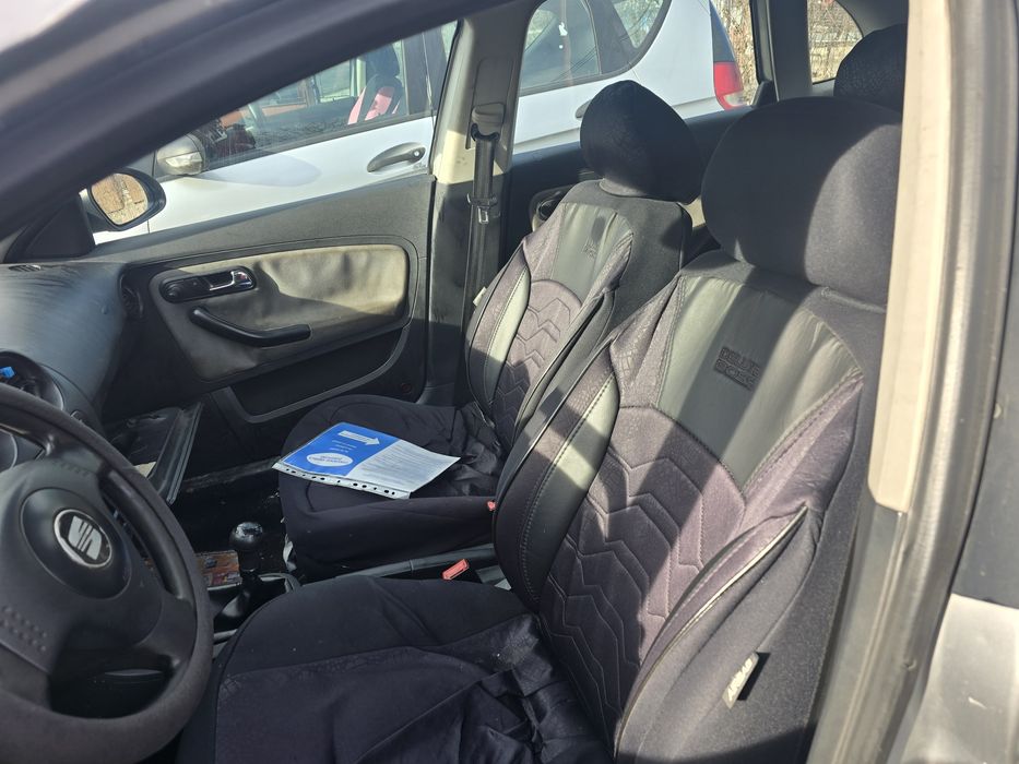 Vând sau dezmembrez Seat Ibiza
