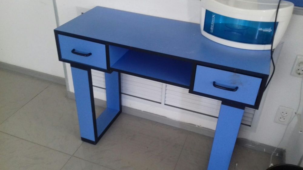 Срочно Мебель для салон красоты