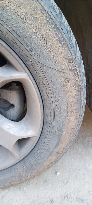 Зимние шины 255/55/18