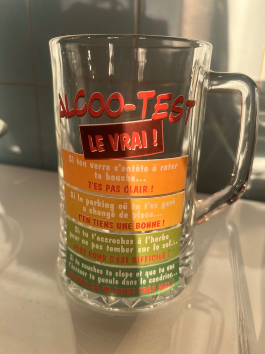 Еднолитрова чаша за бира