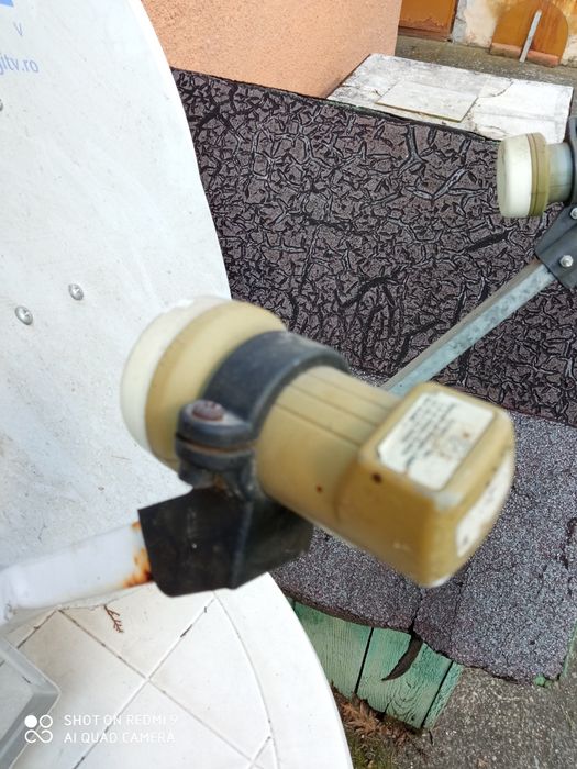 Vind antenă parabolica