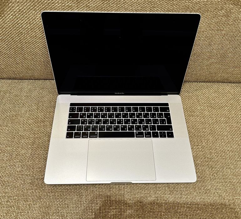 Macbook pro 15 512
