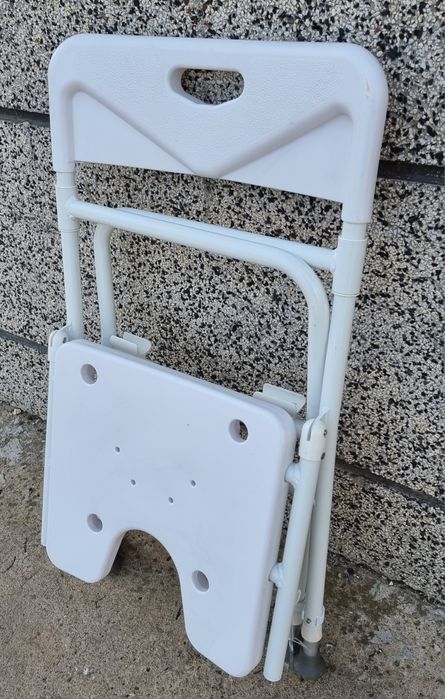 Тоалетни столове за баня