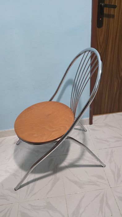 Scaune metalice de bucatarie
