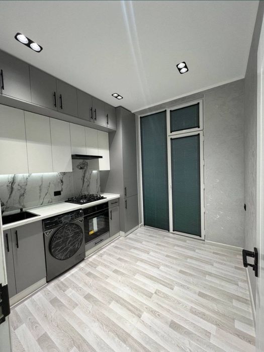 Срочно продаётся квартира Мирабадский р-н Куйлюк массив 2 2/4/16