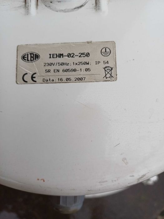 Corpuri iluminat industrial