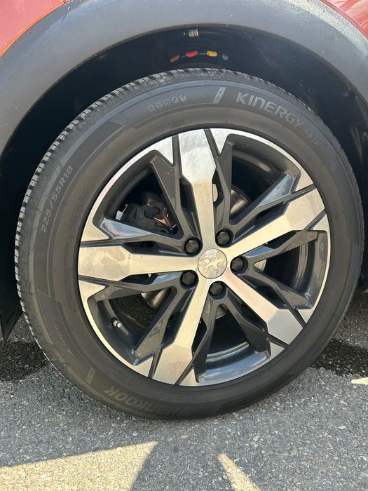 Peugeot 3008 Allure 1.2 PureTech 130 CP – Manuală – Camera 360° – Navigație – Euro 6. Preț: 11 100 € ușor negociabil