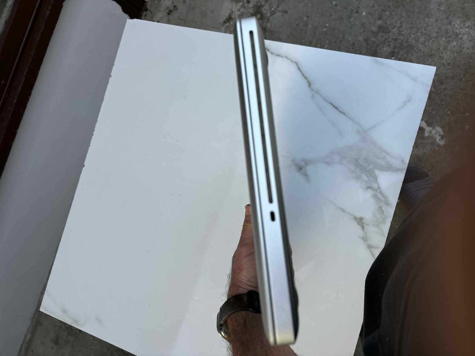 MacBook Pro 13” (Mid 2012) – i5, 8GB RAM, 256GB SSD