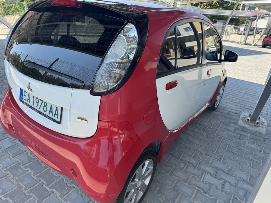 Mitsubishi i-MiEV