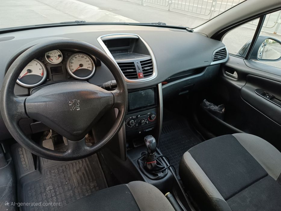 Пежо 207 1.4i 75к.с климатик газ
