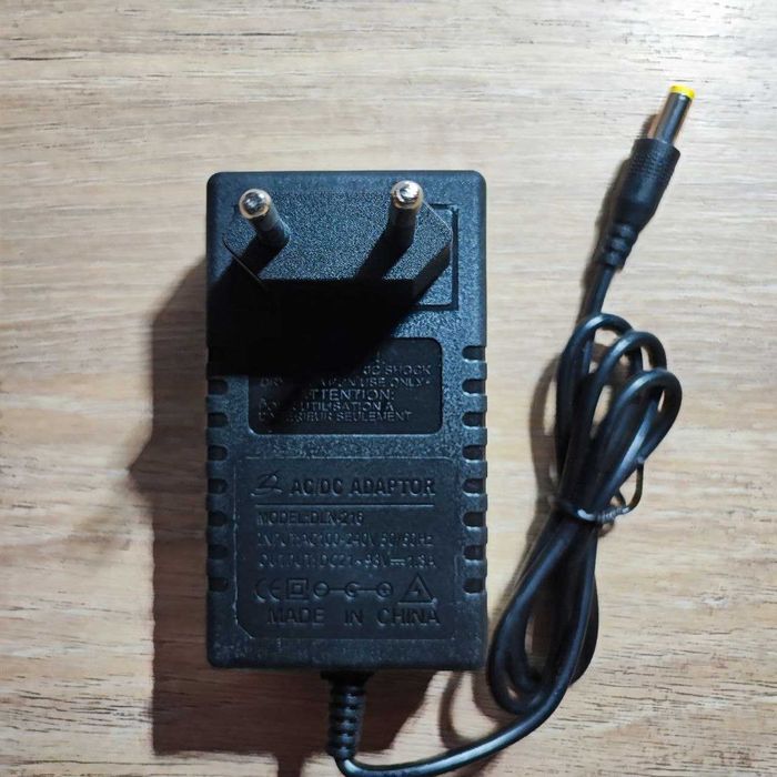 Продам зарядные устройства для электроинструмента