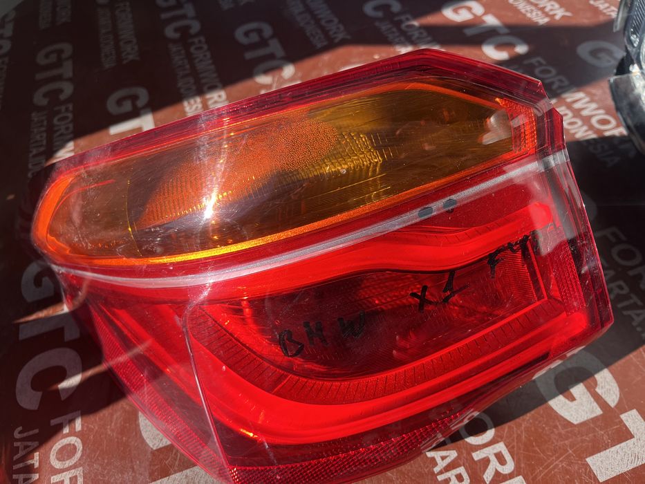 Стоп BMW X1 F48 ляв