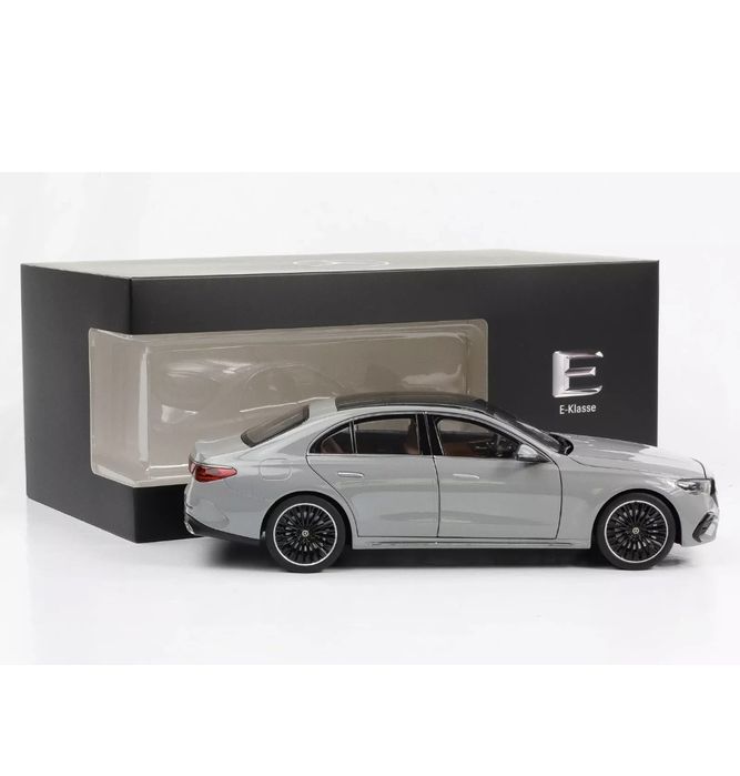 Mercedes E-class W 214 1:18