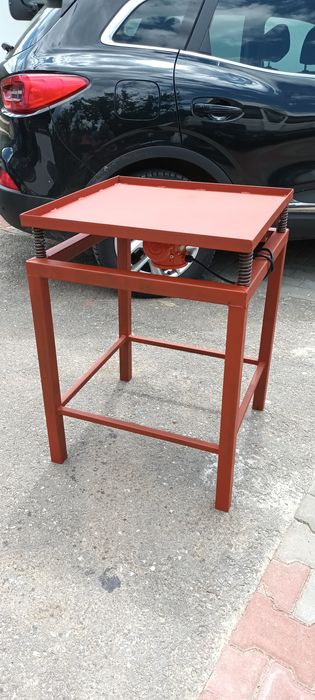 Masa vibranta (masa de vibrat pavele)