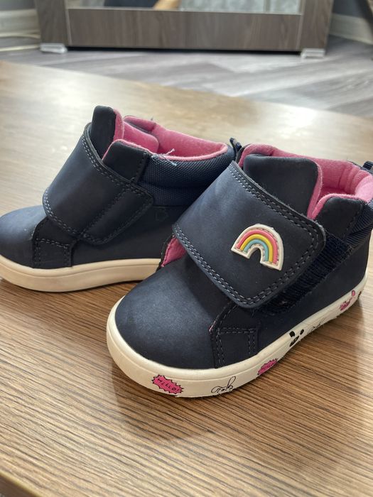 Ботинки для девочки