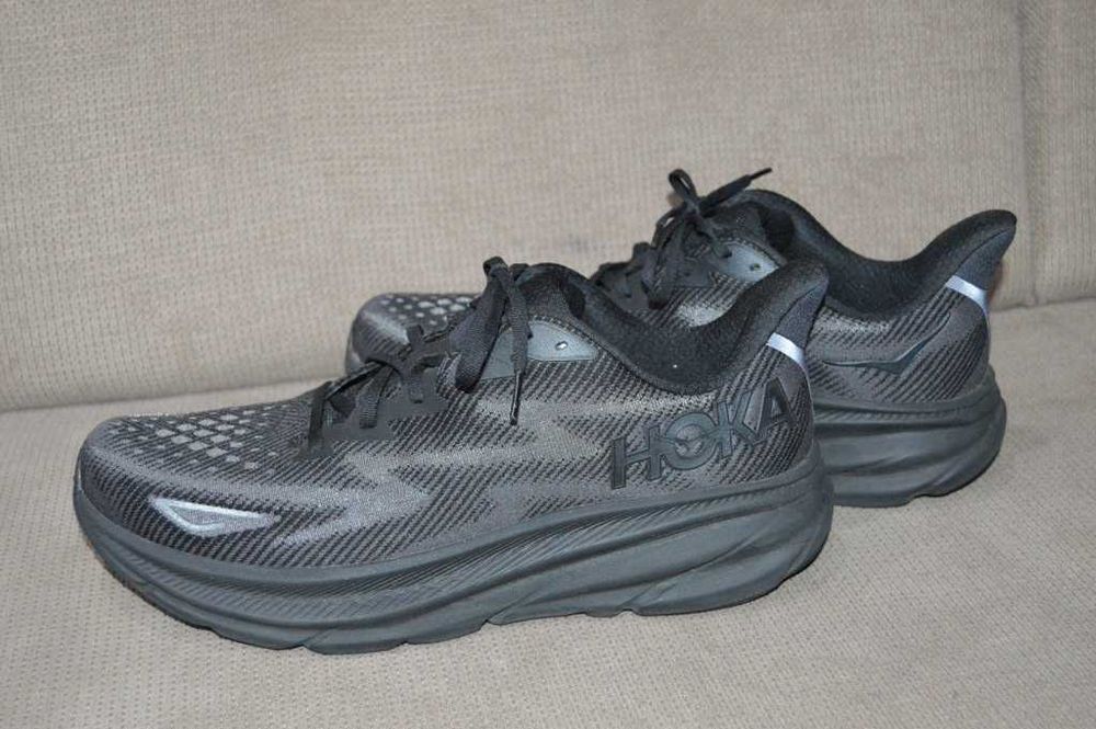 Adidași Alergare Hoka Clifton 9 – Mărimea 48 (31 cm) – Negri – Amortizare Premium