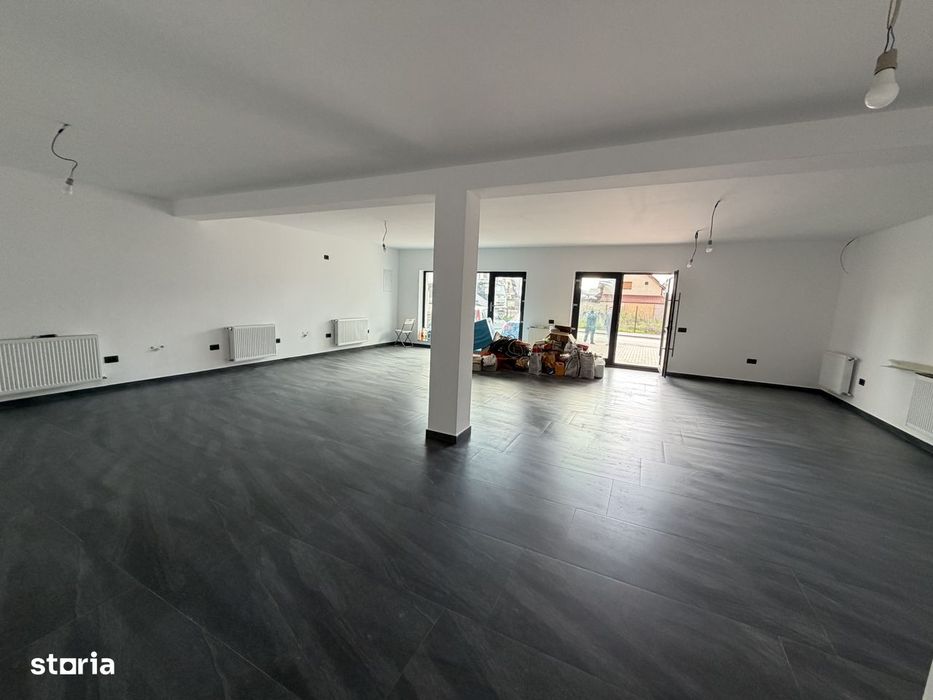Spatiu comercial 100mp cu 2 locuri de parcare/ imobil nou de 2 etaje