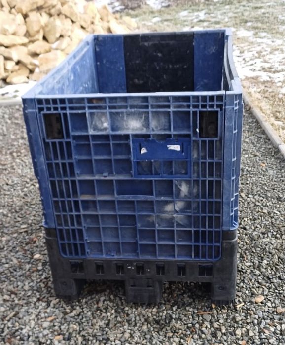 Recipient pliabil pentru paleți