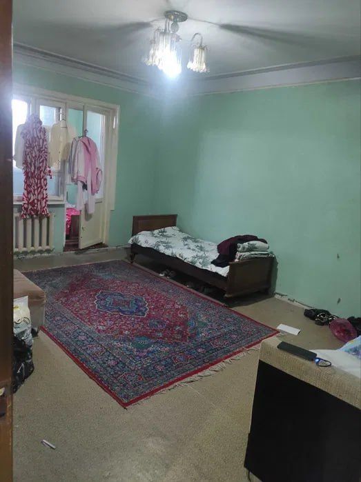 Продаётся Башлык 4/9/9 без ремонта без мебелья локации топ !