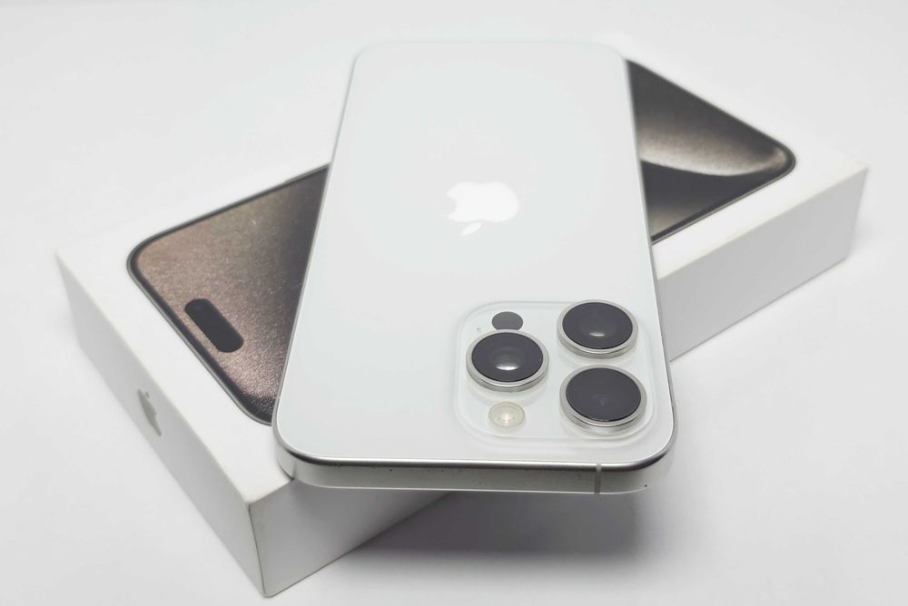 iPhone 15 Pro Max 256GB White Titanium