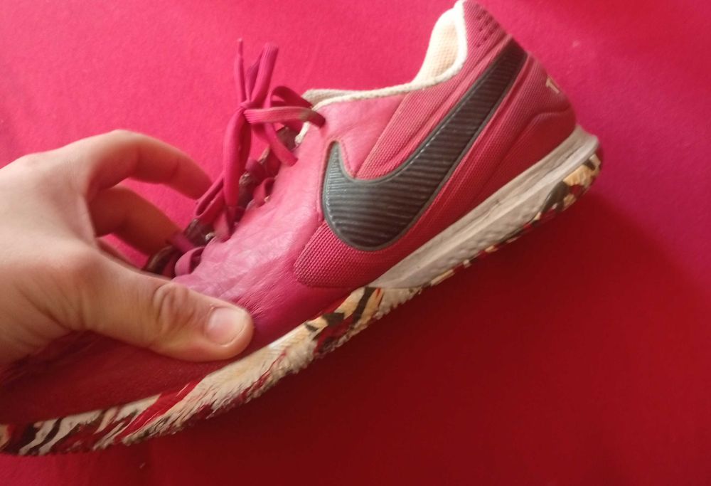 Стоножки Nike Tiempo